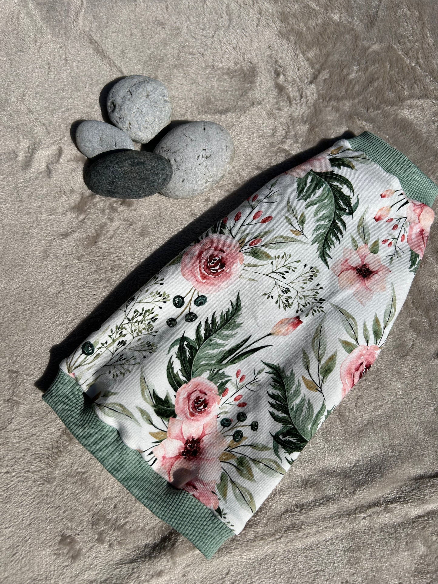 Blommig t-shirt för sphynxar